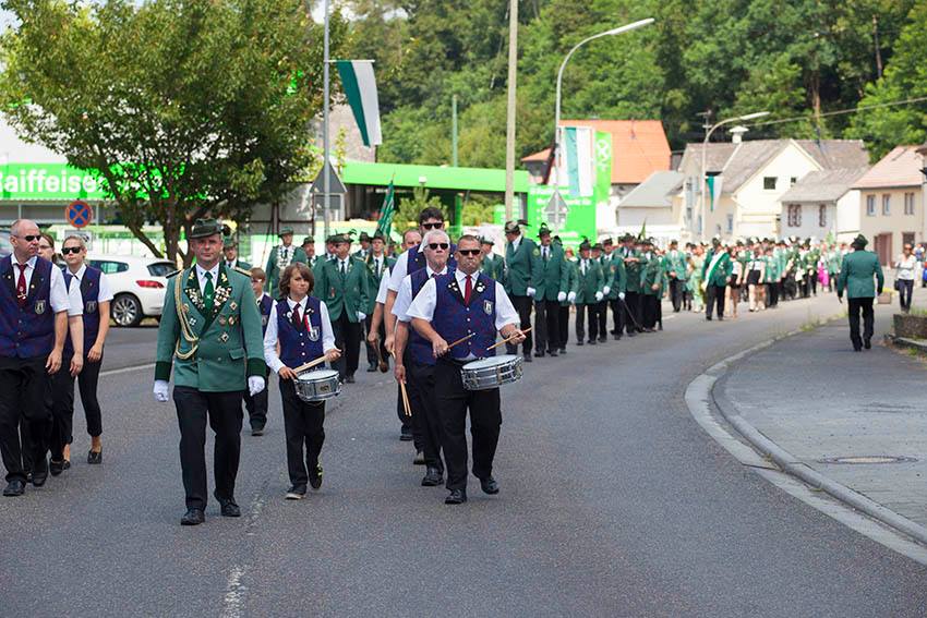 Schützenfestumzug in Raubach